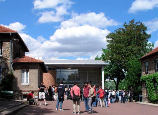 photo_campus_eleves.jpg photo_campus_eleves.jpg